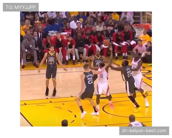 犯规判定的关键标准及裁判判罚依据详解